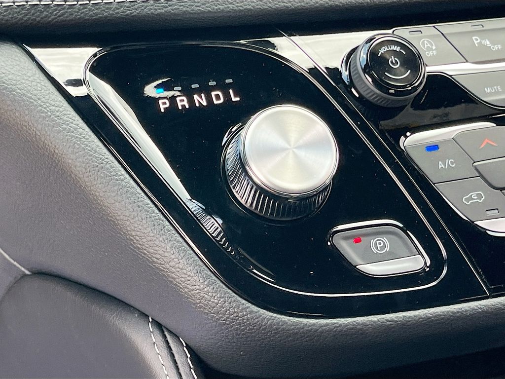 2026 Chrysler Pacifica Limited - Photo 17