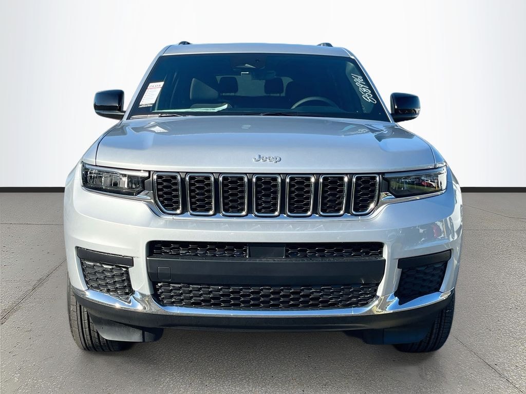 New 2026 Jeep Grand Cherokee L LAREDO 4X2 Sport Utility