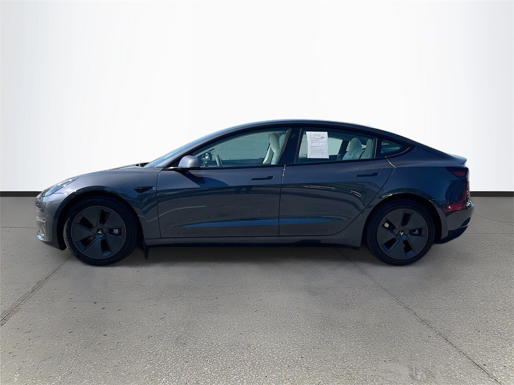 2023 Tesla Model 3 photo 3