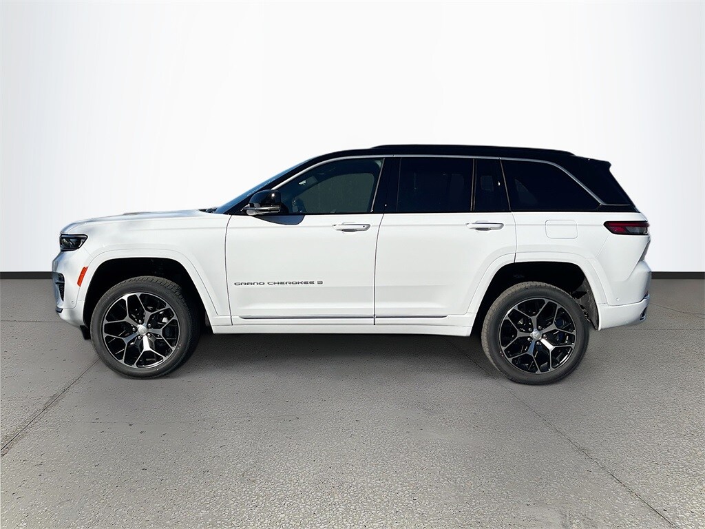 2025 Jeep Grand Cherokee Summit Reserve photo 3