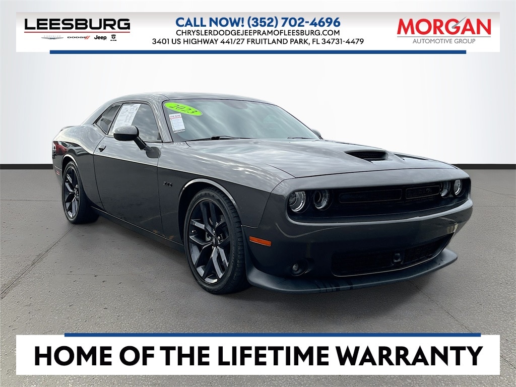 2023 Dodge Challenger R/T's photo