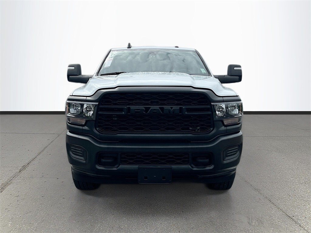2023 Ram 2500 Tradesman photo 2