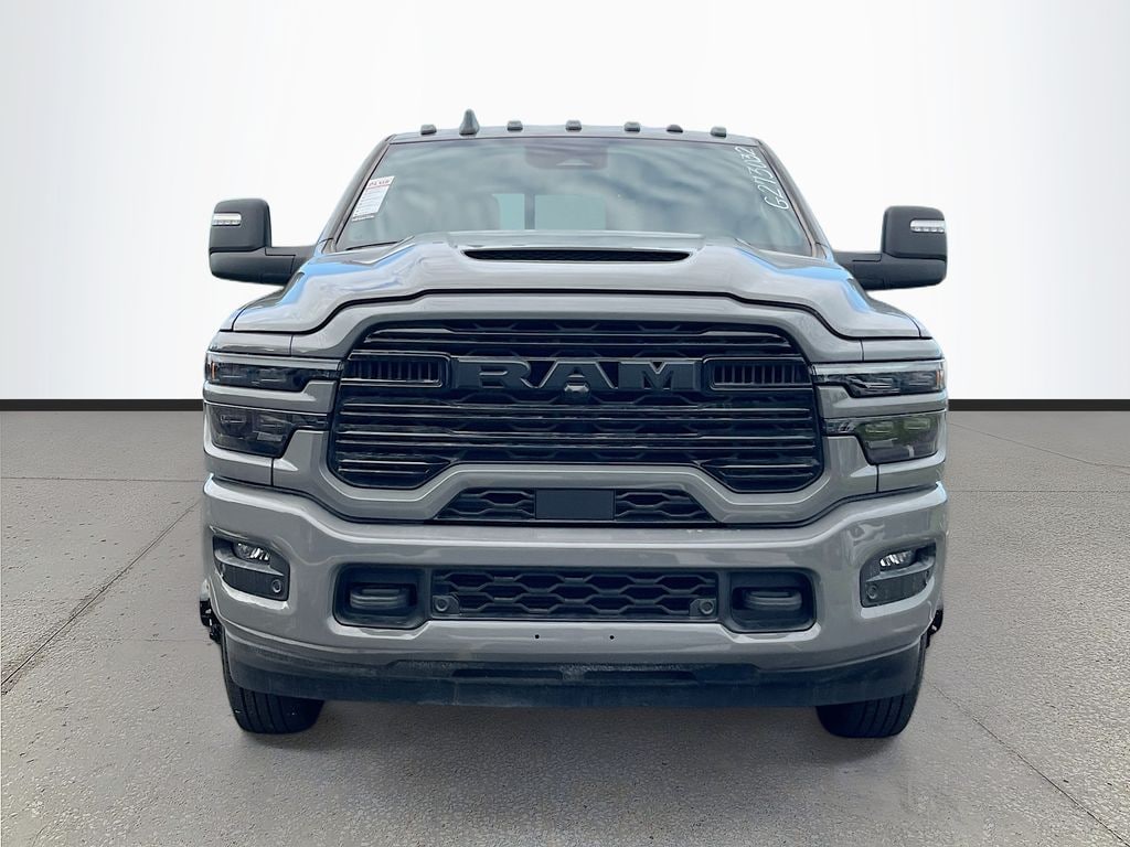 New 2026 Ram 3500 LARAMIE CREW CAB 4X4 8' BOX Pickup