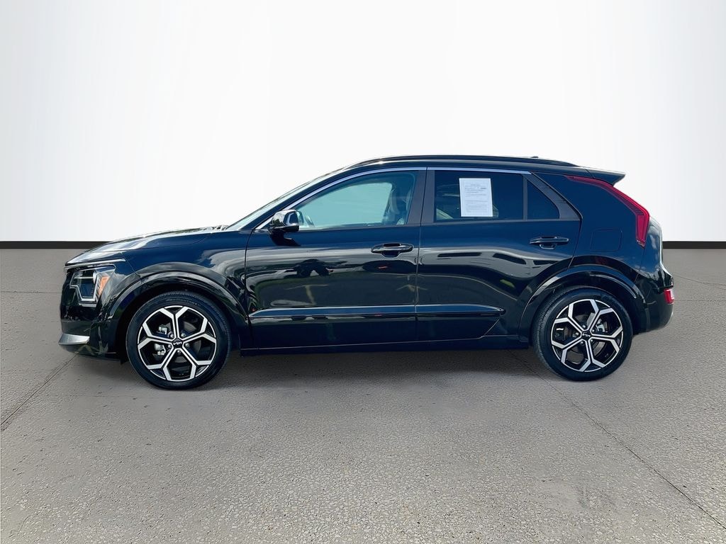 Used 2025 Kia Niro EX SUV