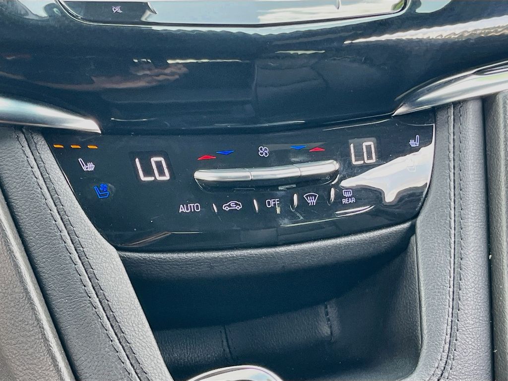 2023 Cadillac XT6 Sport - Photo 16
