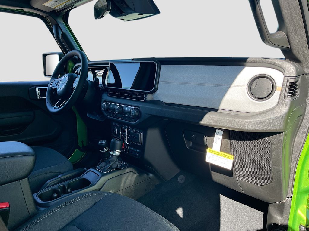 2026 Jeep Wrangler 4-Door Willys - Photo 24