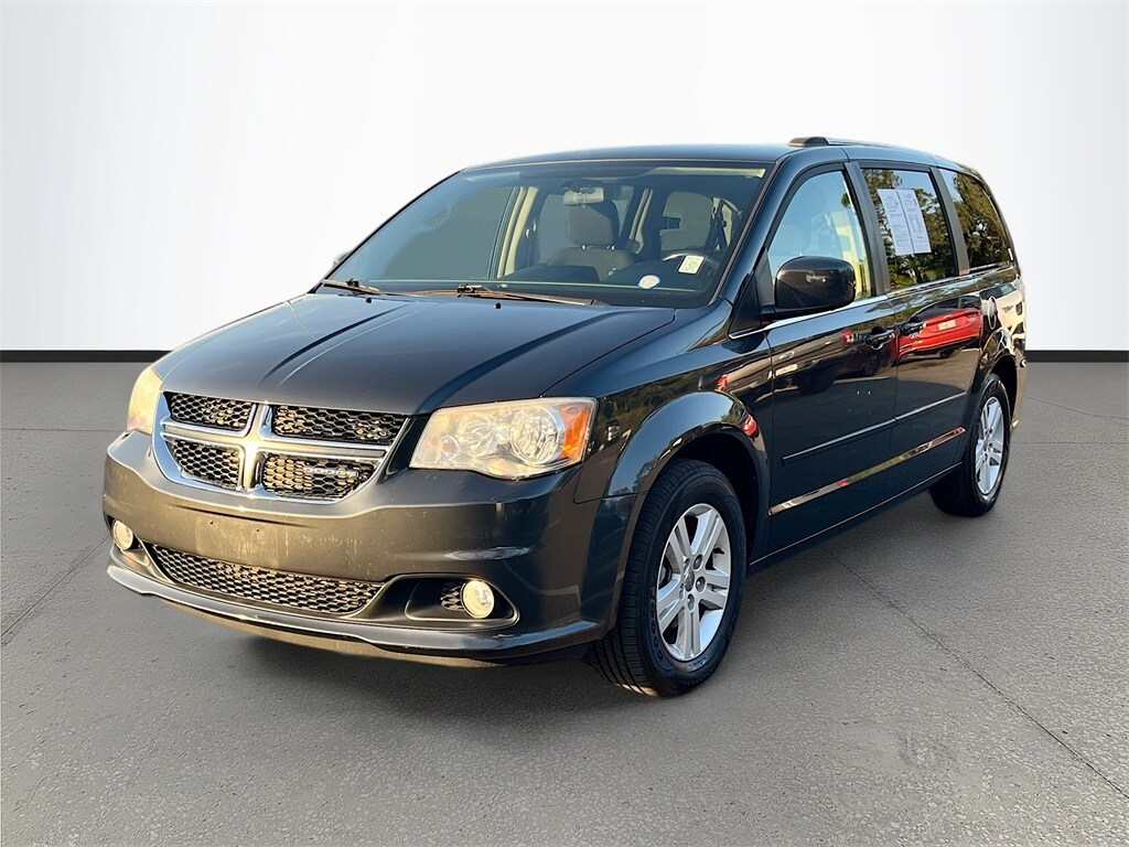 2011 Dodge Grand Caravan Crew photo 3