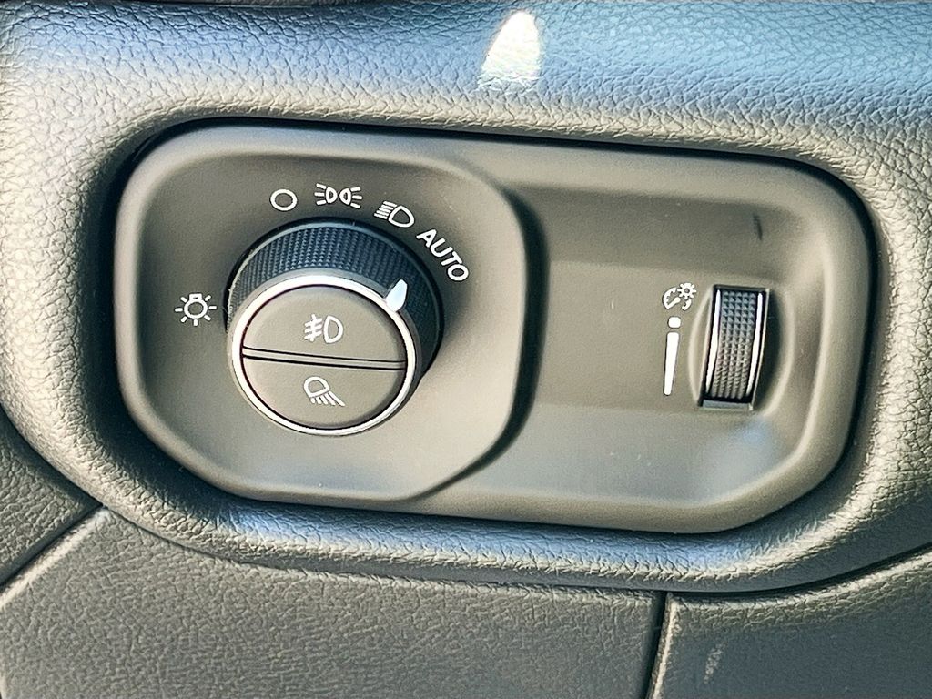 2026 RAM 2500 Tradesman - Photo 10