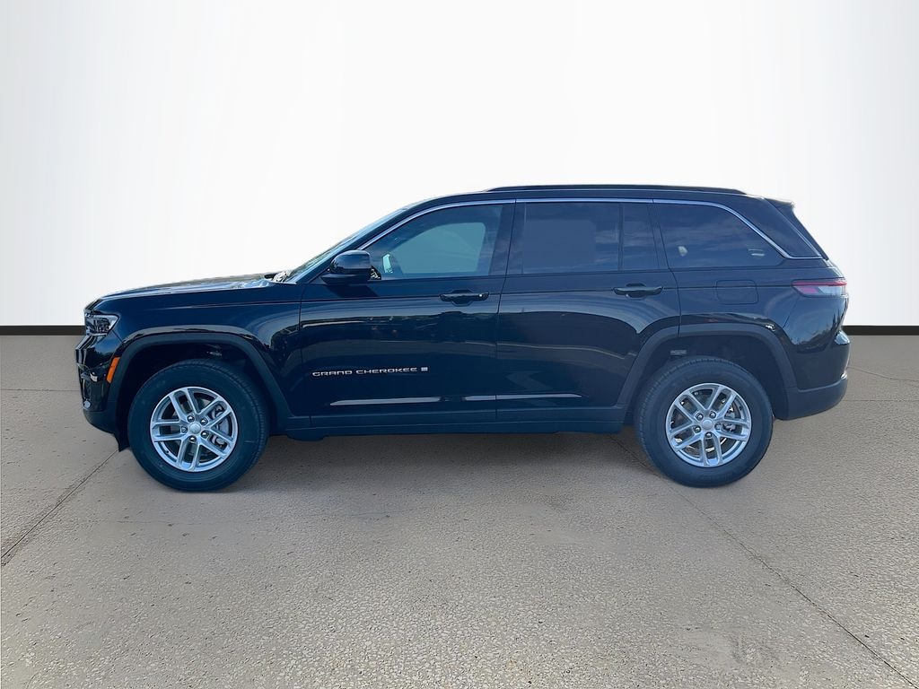 New 2025 Jeep Grand Cherokee LAREDO 4X2 Sport Utility