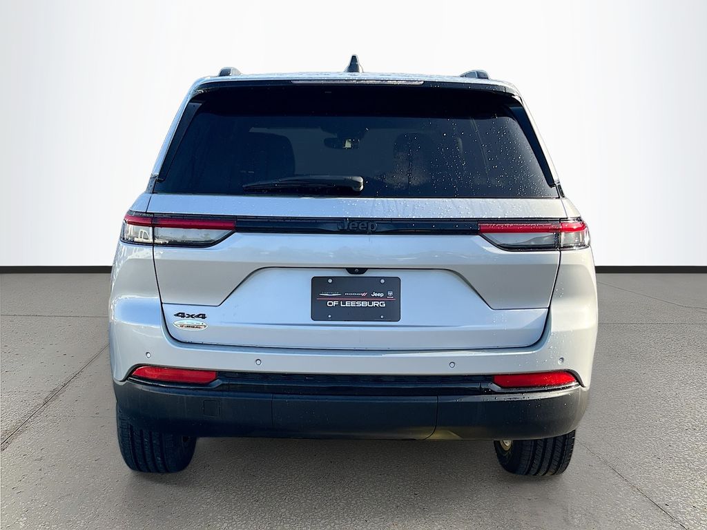 2023 Jeep Grand Cherokee Altitude - Photo 6