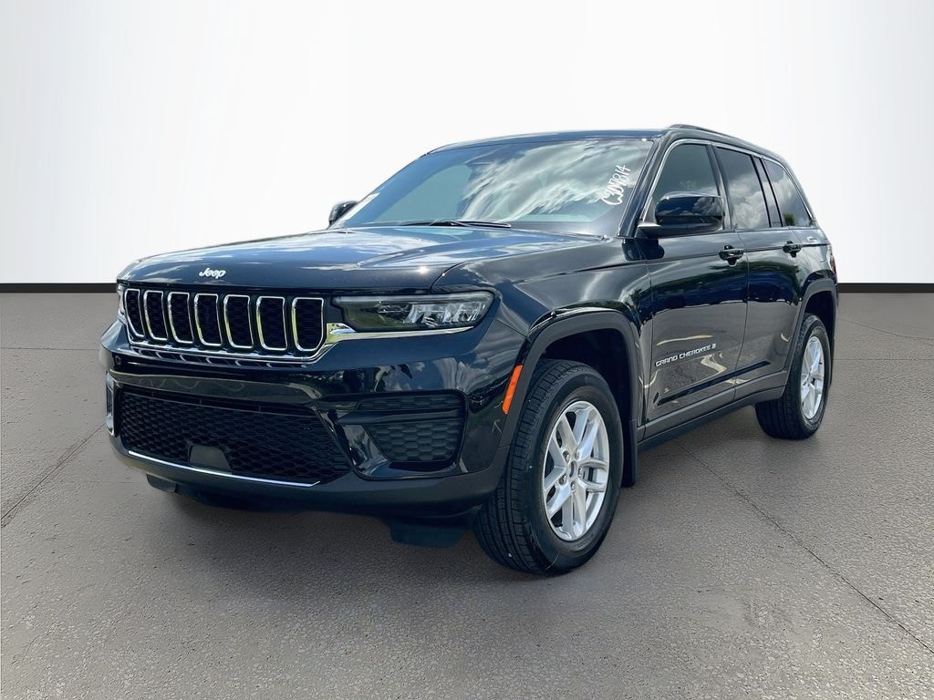New 2026 Jeep Grand Cherokee LAREDO X 4X2 Sport Utility