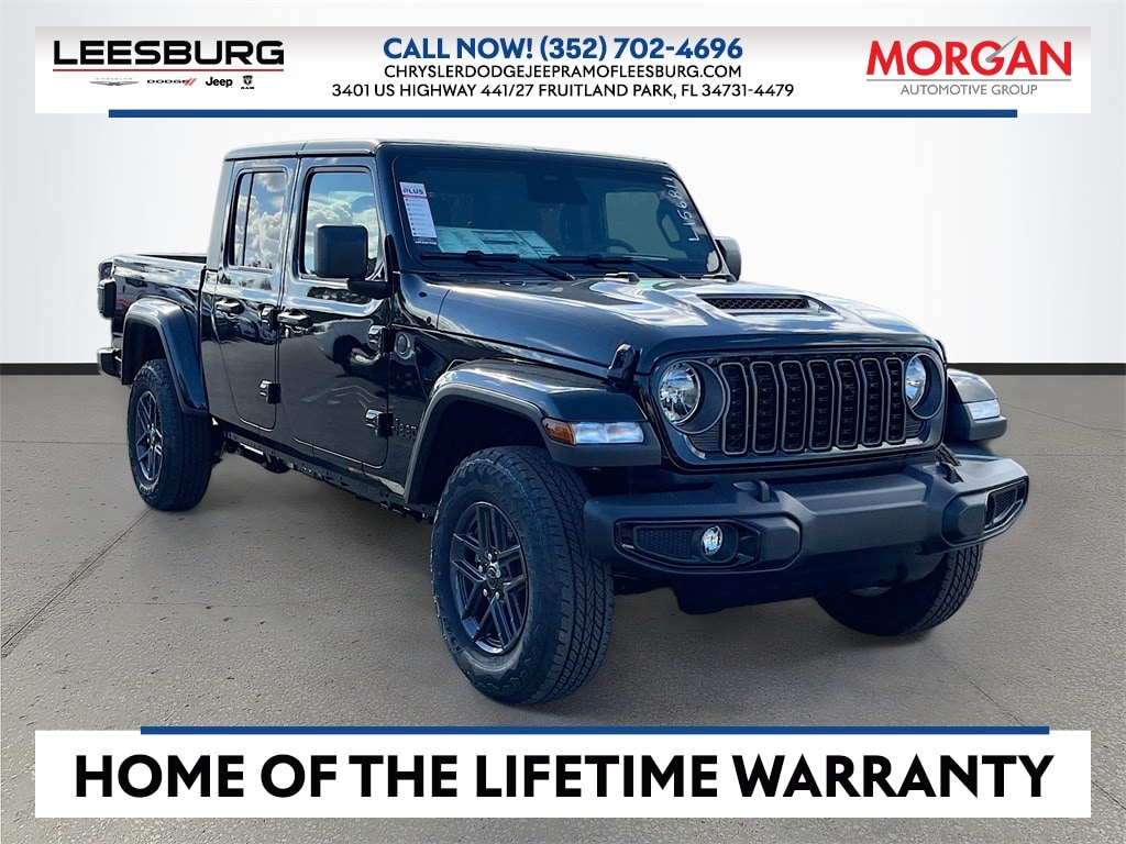 2026 Jeep Gladiator Sport S's photo