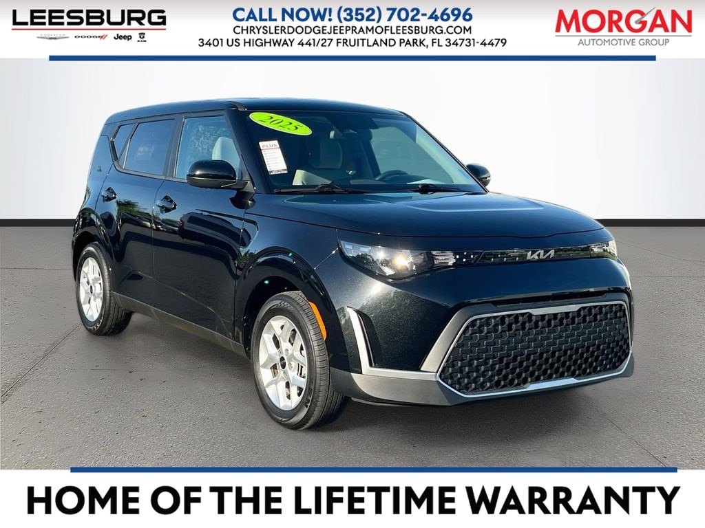 Certified 2025 Kia Soul Hatchback