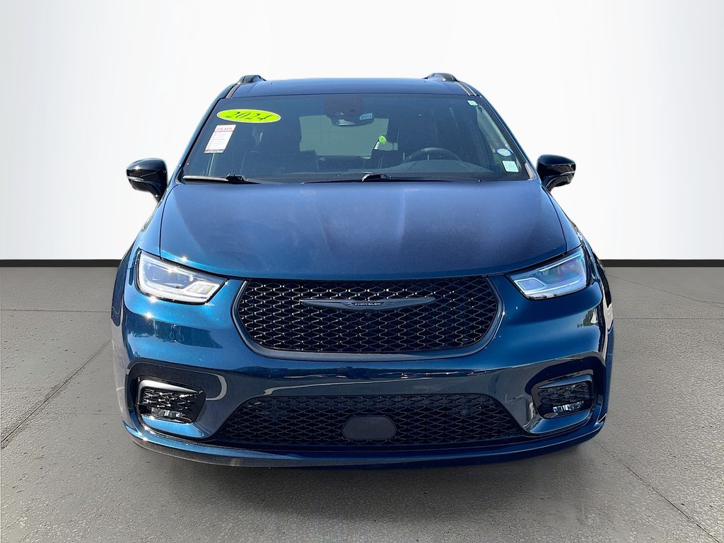 Used 2024 Chrysler Pacifica PHEV Select with VIN 2C4RC1S72RR202131 for sale in Fruitland Park, FL