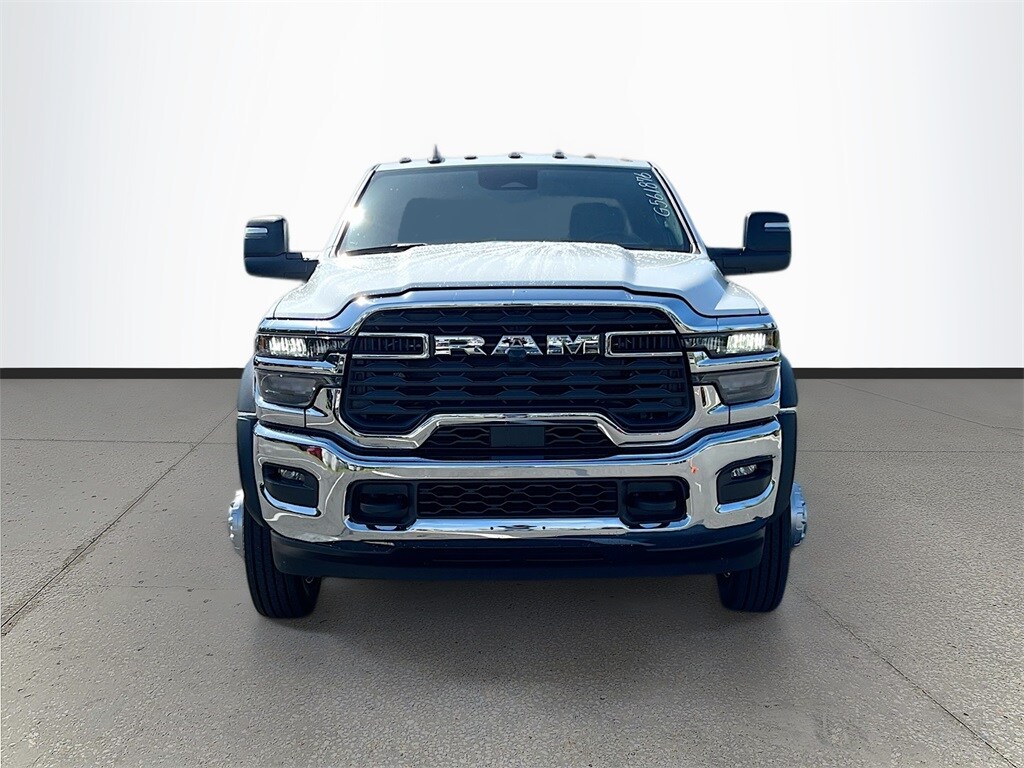 New 2025 Ram 4500 Chassis Cab 4500 TRADESMAN CHASSIS CREW CAB 4X4 84' CA Pickup