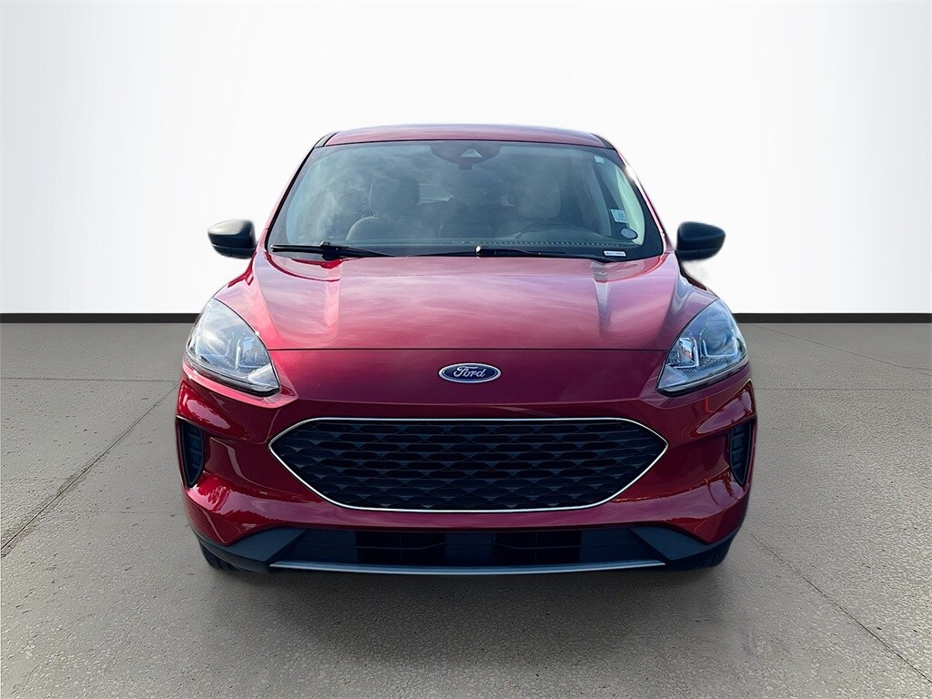 2022 Ford Escape SE photo 2