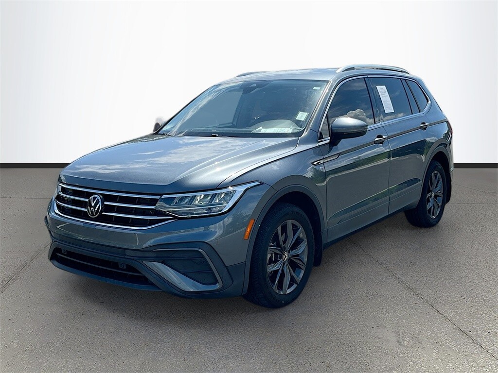 2022 Volkswagen Tiguan SE photo 3