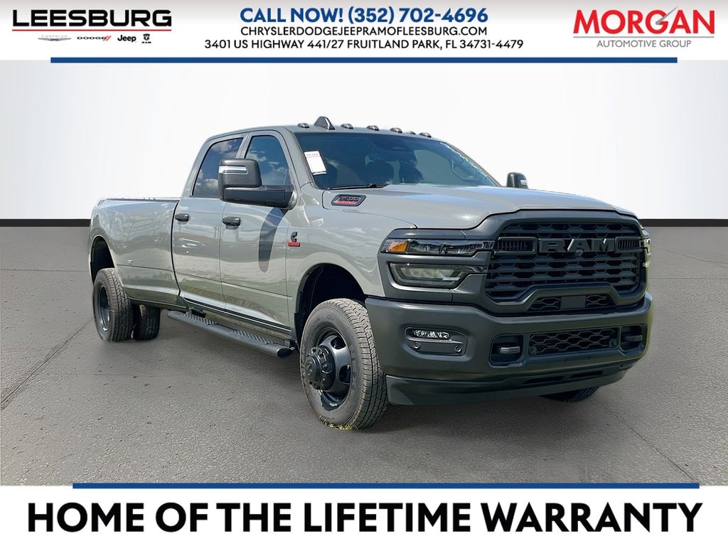 New 2026 Ram 3500 TRADESMAN CREW CAB 4X4 8' BOX Pickup