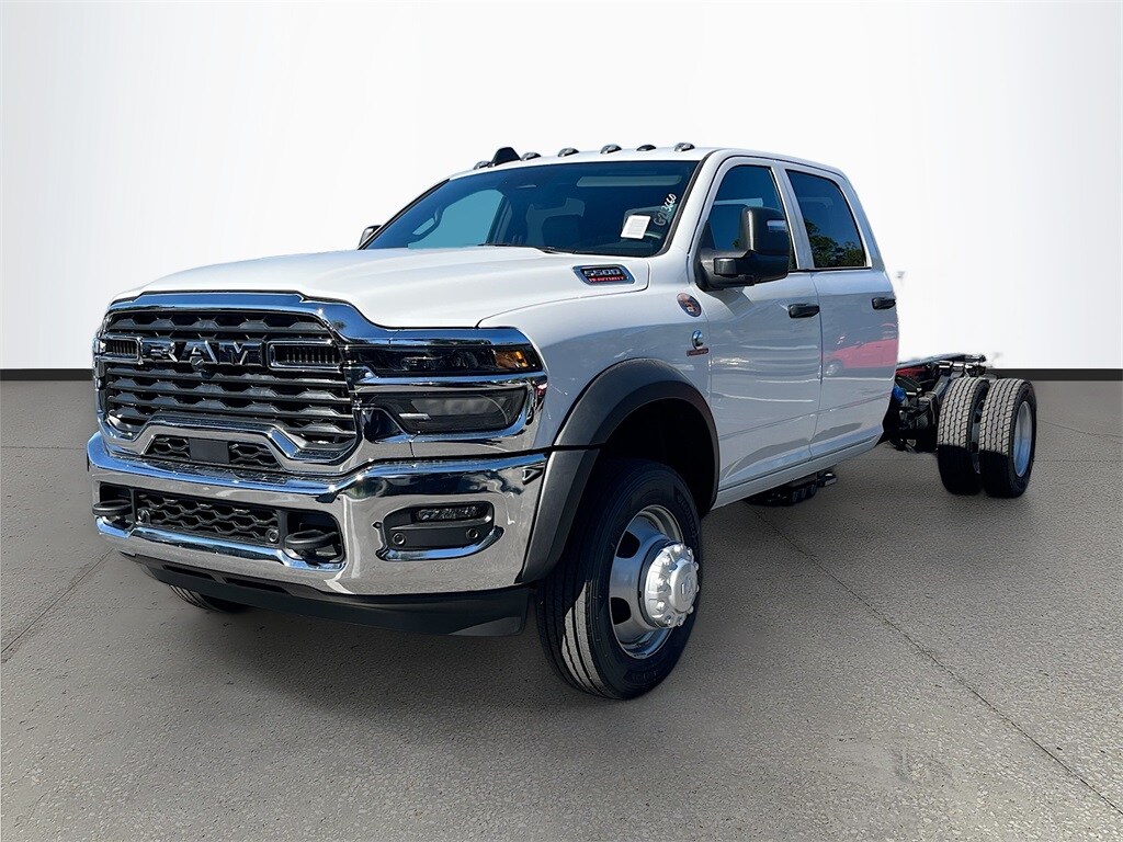 New 2026 Ram 5500 Chassis Cab 5500 TRADESMAN CHASSIS CREW CAB 4X4 84' CA Pickup