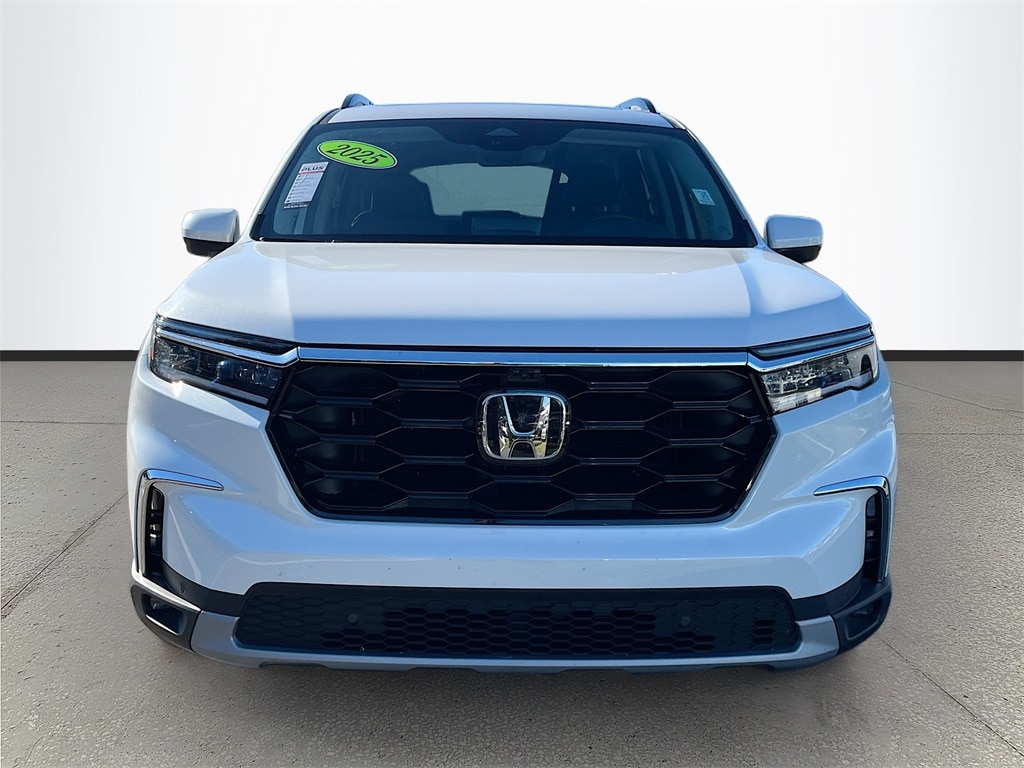 Used 2025 Honda Pilot Elite SUV