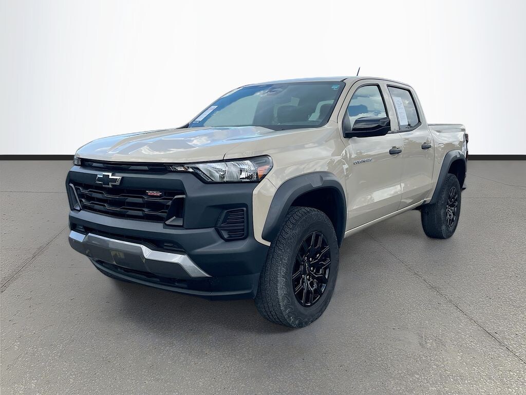 Used 2024 Chevrolet Colorado Trail Boss Truck Crew Cab