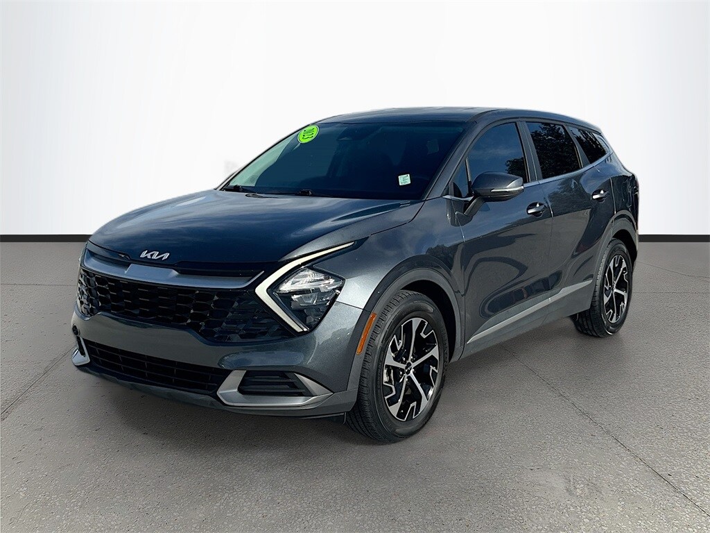 2023 Kia Sportage EX photo 3