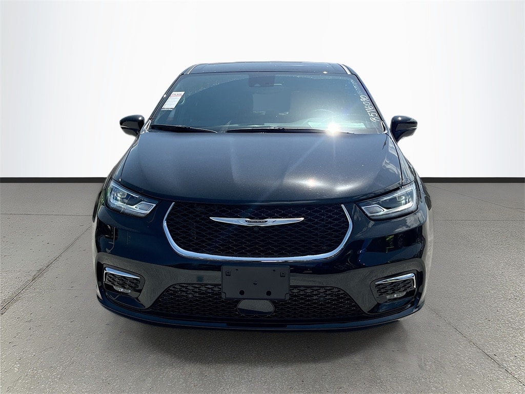 New 2025 Chrysler Pacifica Hybrid PACIFICA PLUG-IN HYBRID SELECT Passenger Van