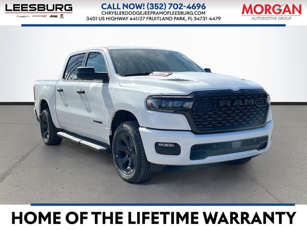 New 2026 Ram 1500 EXPRESS CREW CAB 4X4 5'7 BOX Pickup