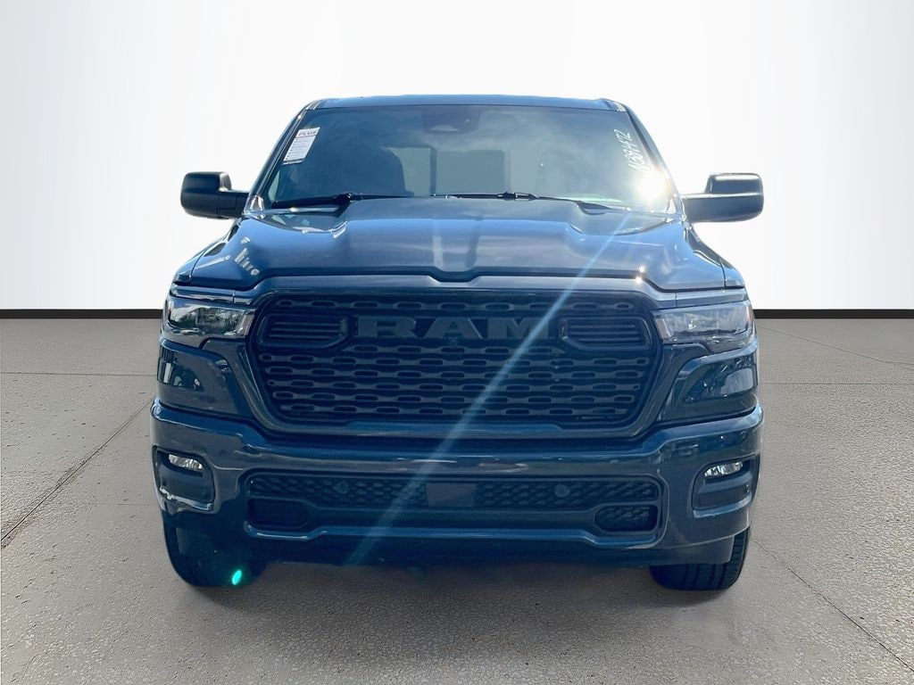 New 2026 Ram 1500 EXPRESS CREW CAB 4X2 5'7 BOX Pickup