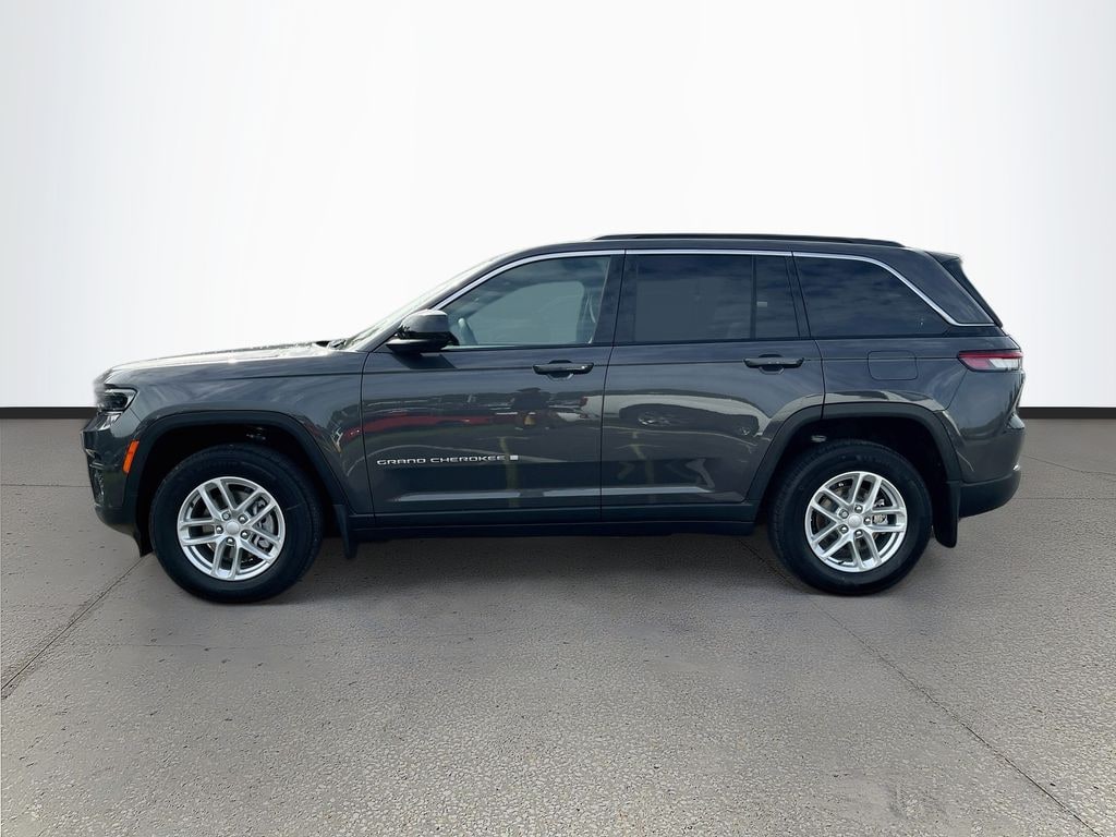 New 2026 Jeep Grand Cherokee LAREDO 4X4 Sport Utility