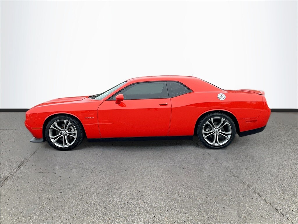2022 Dodge Challenger R/T photo 4