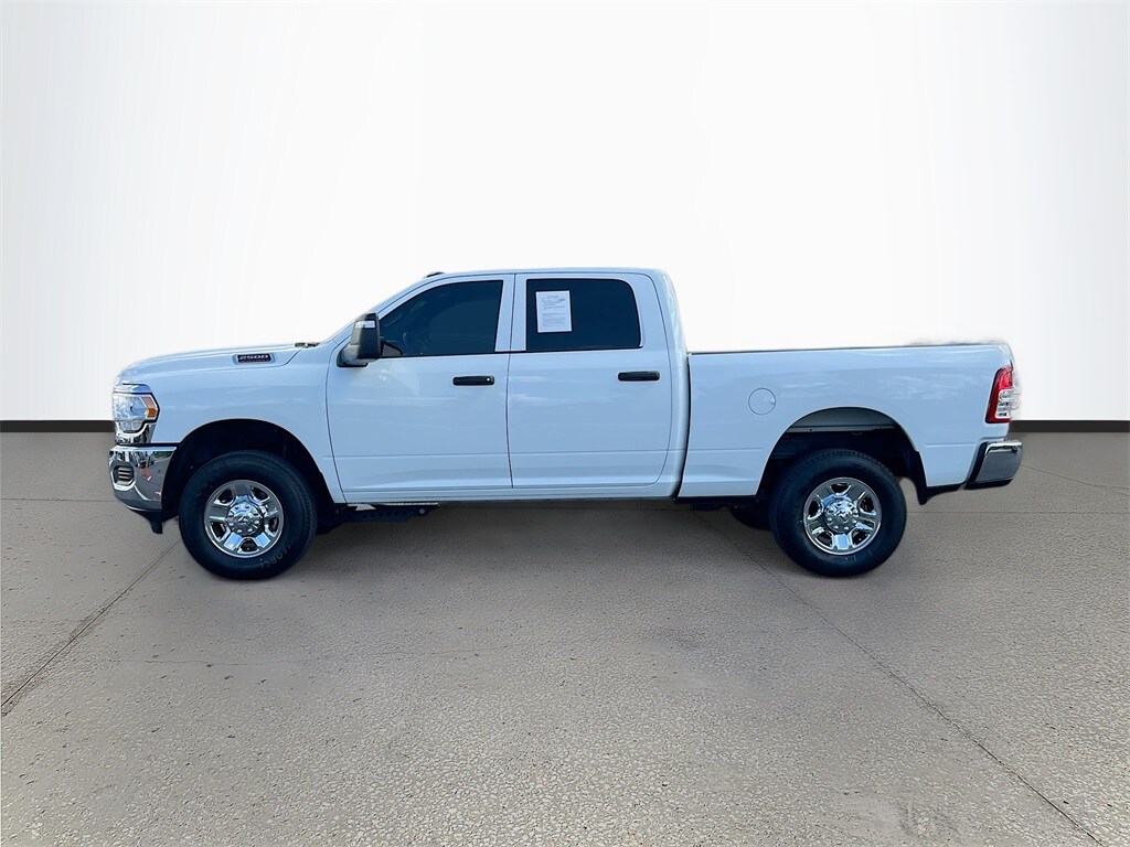 2024 Ram 2500 Tradesman photo 4