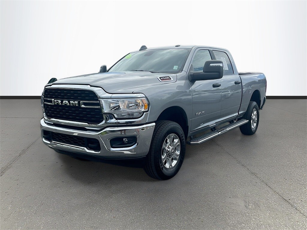 2024 Ram 2500 Big Horn photo 3