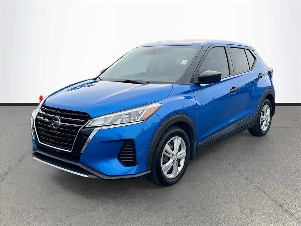 2021 Nissan Kicks S photo 2