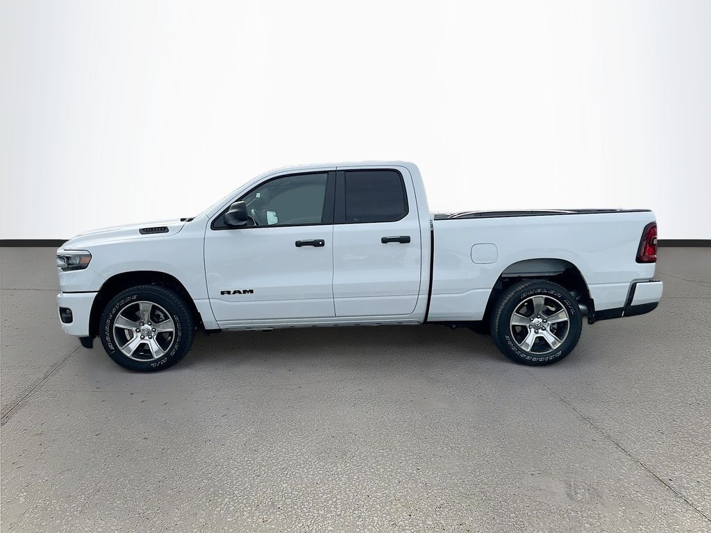 New 2026 Ram 1500 EXPRESS QUAD CAB 4X2 6'4 BOX Pickup