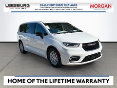 2026 Chrysler Pacifica SELECT Passenger Van