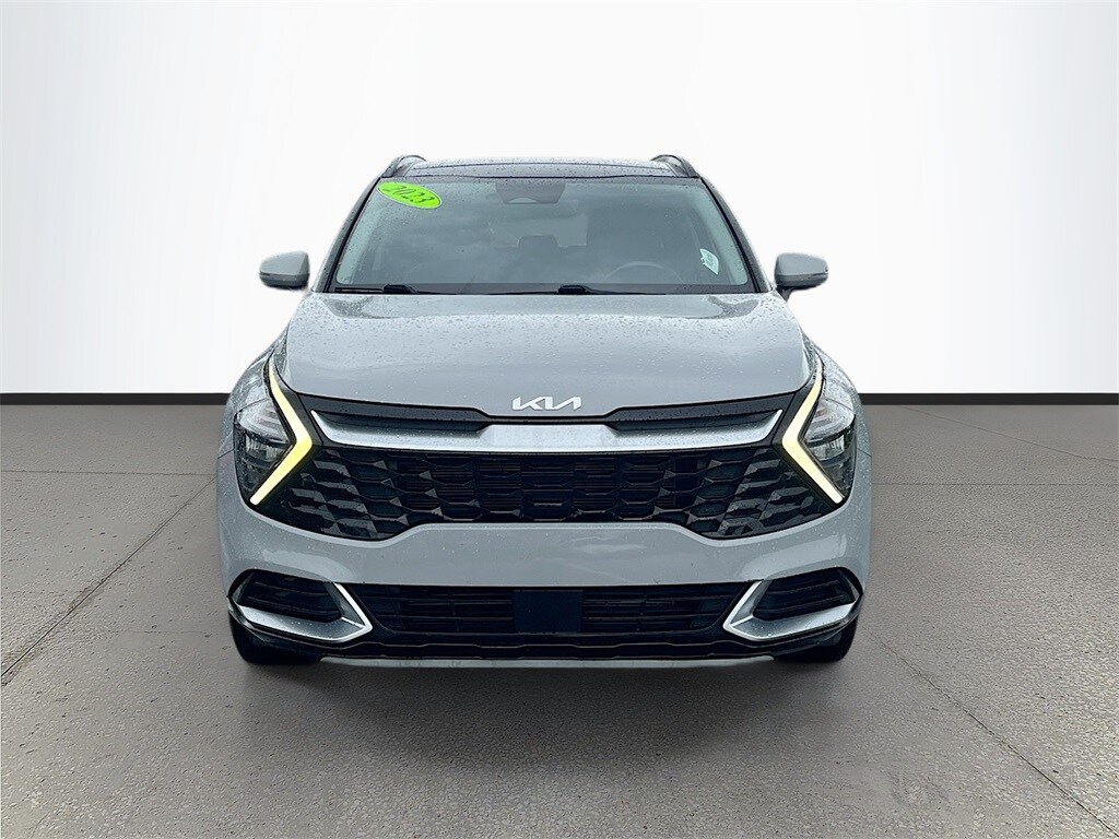 2023 Kia Sportage SX photo 2