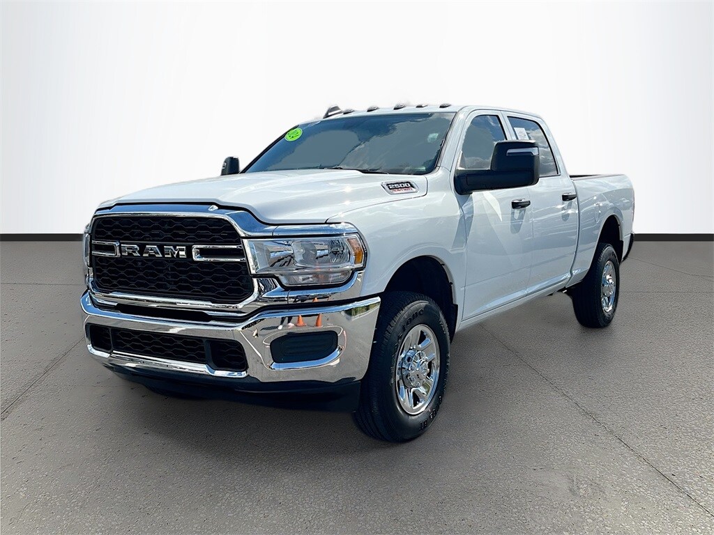 2024 Ram 2500 Tradesman photo 3