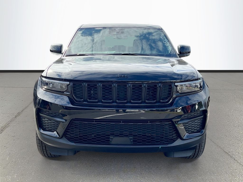 New 2025 Jeep Grand Cherokee ALTITUDE X 4X2 Sport Utility