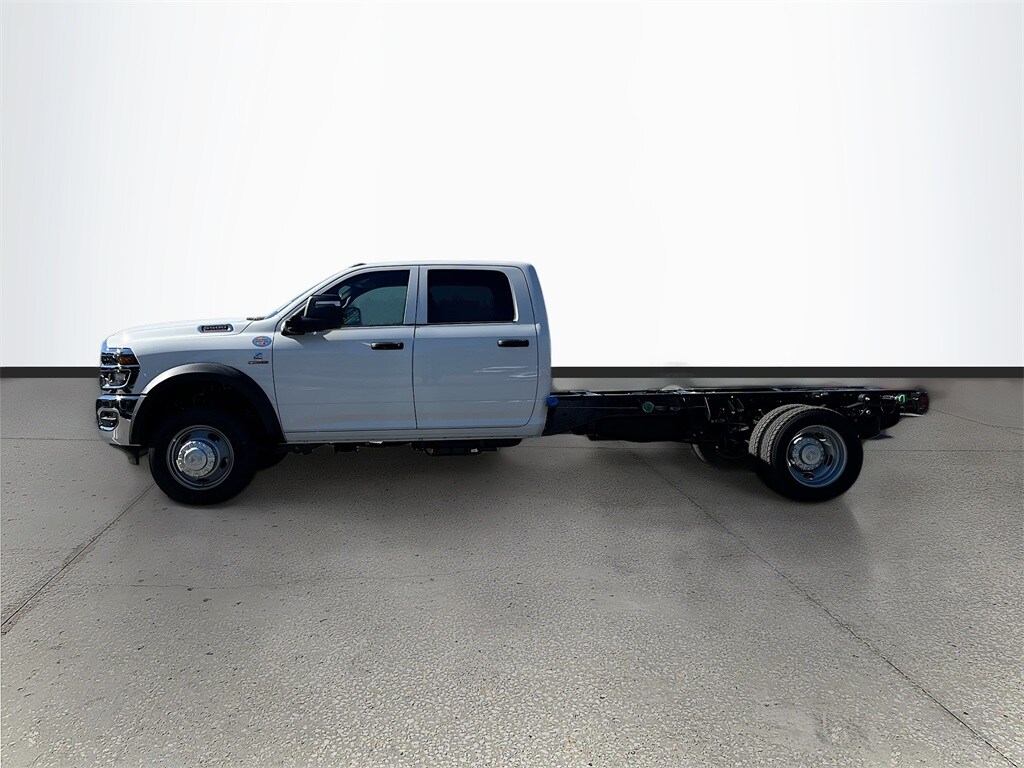 New 2026 Ram 5500 Chassis Cab 5500 TRADESMAN CHASSIS CREW CAB 4X4 84' CA Pickup