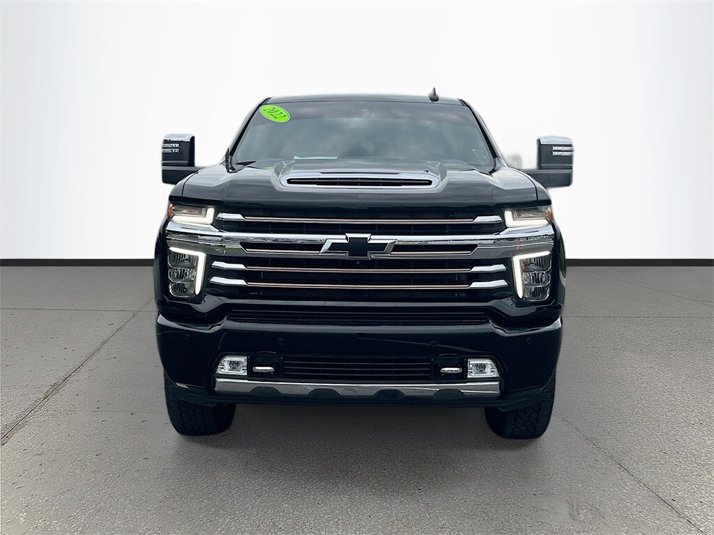 2022 Chevrolet Silverado 2500HD High Country photo 2