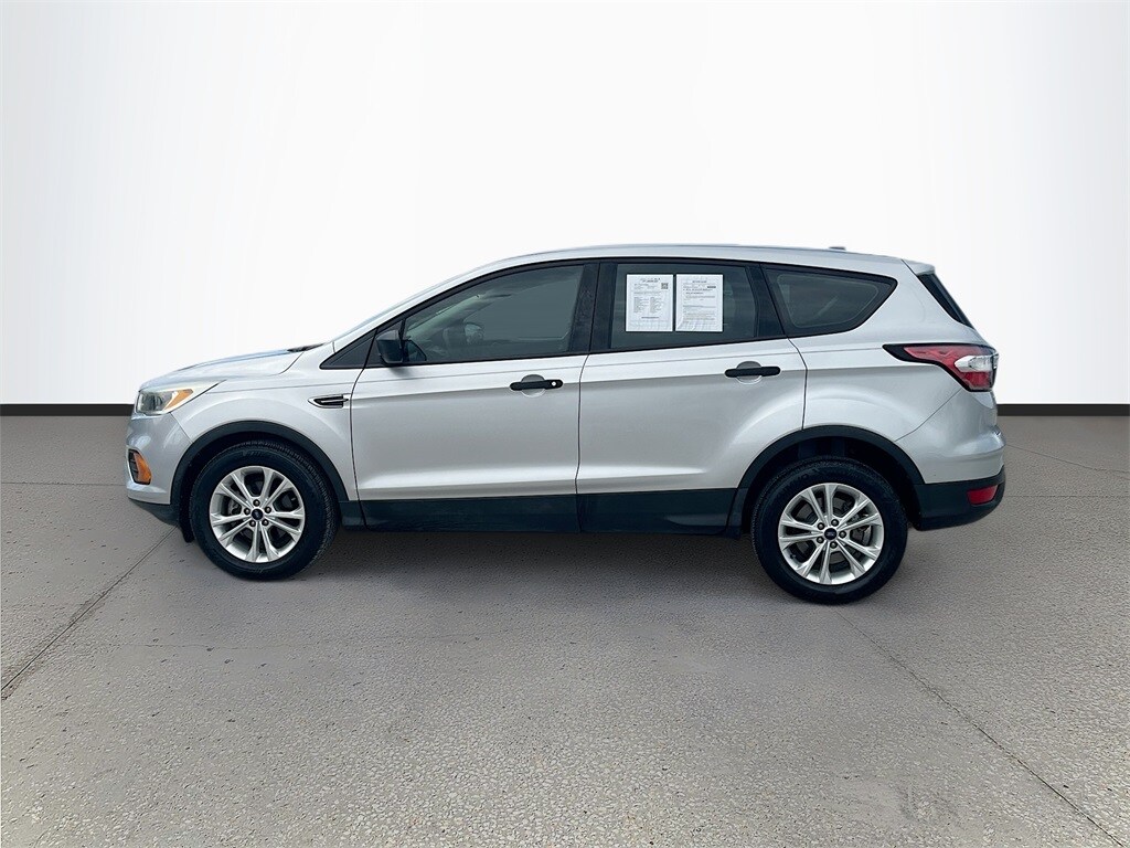 2017 Ford Escape S photo 4