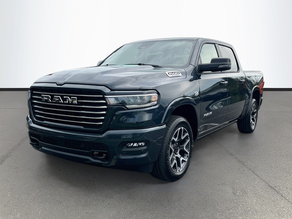 New 2026 Ram 1500 LARAMIE CREW CAB 4X4 5'7 BOX Pickup