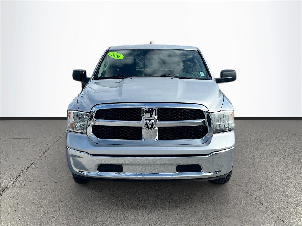 2015 Ram 1500 SLT photo 2