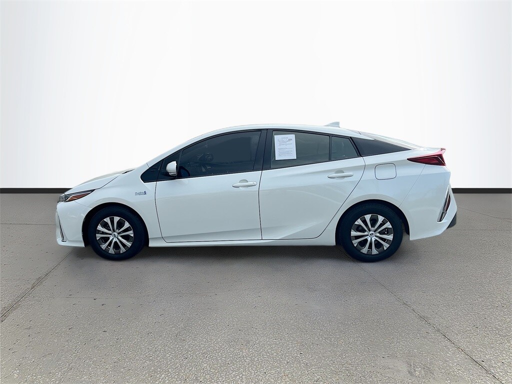 2017 Toyota Prius Prime Premium photo 4