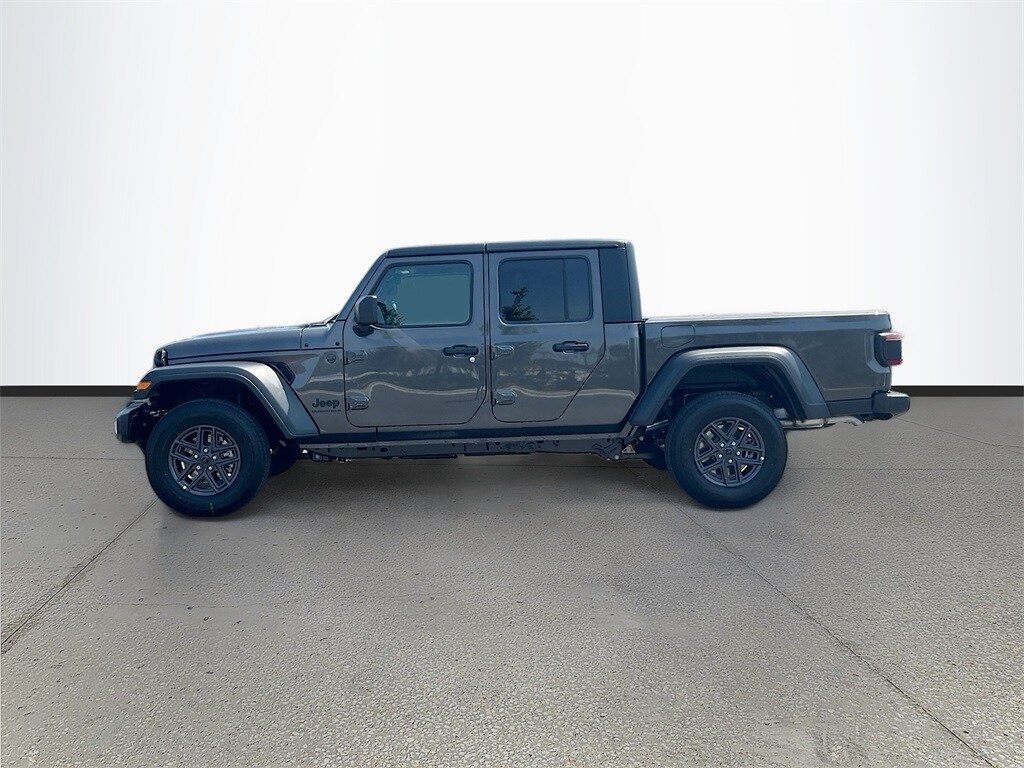 2025 Jeep Gladiator Sport S photo 4