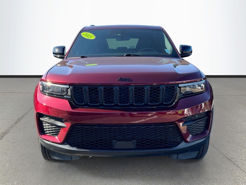 Certified 2025 Jeep Grand Cherokee Laredo SUV