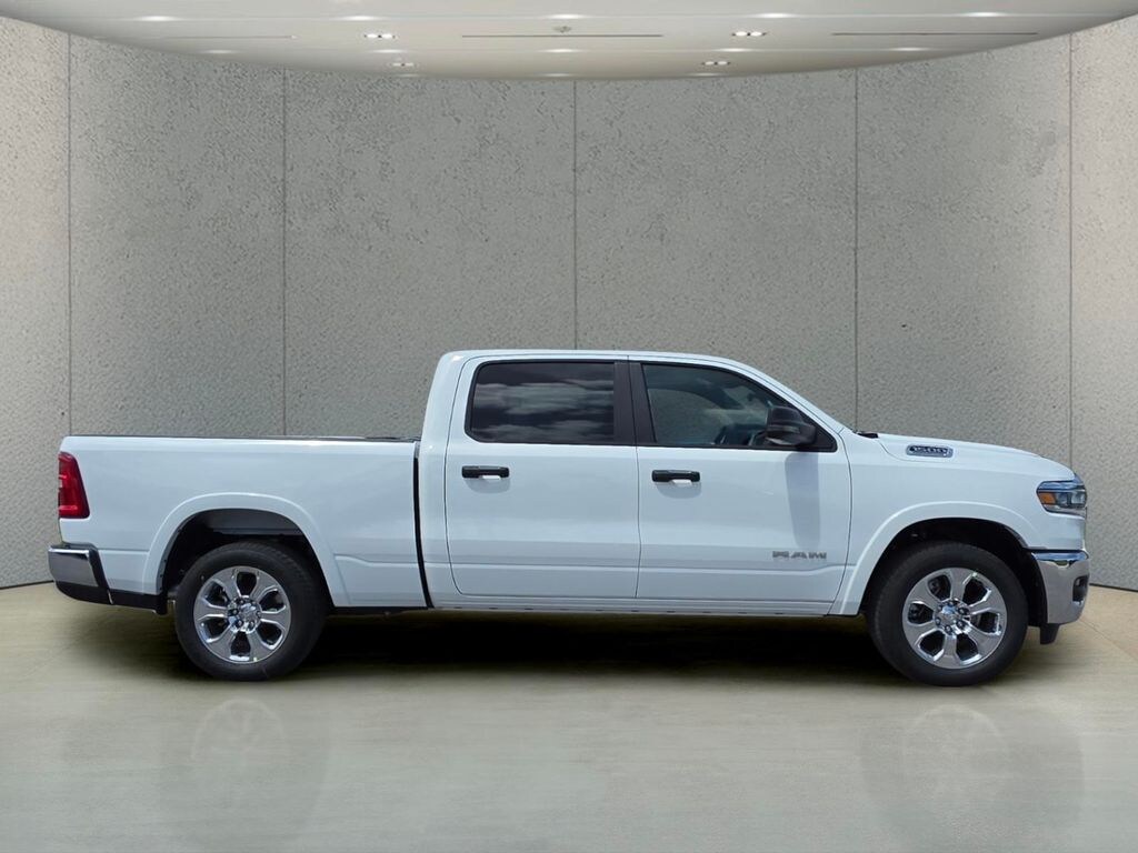 New 2026 Ram 1500 BIG HORN CREW CAB 4X2 6'4 BOX Pickup
