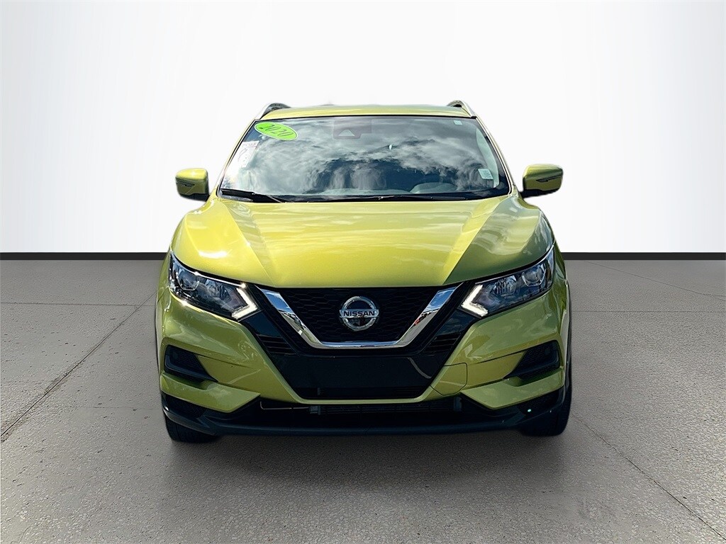 2020 Nissan Rogue Sport SV photo 2