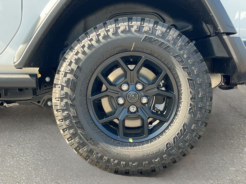 2026 Jeep Wrangler 2-Door Willys - Photo 27